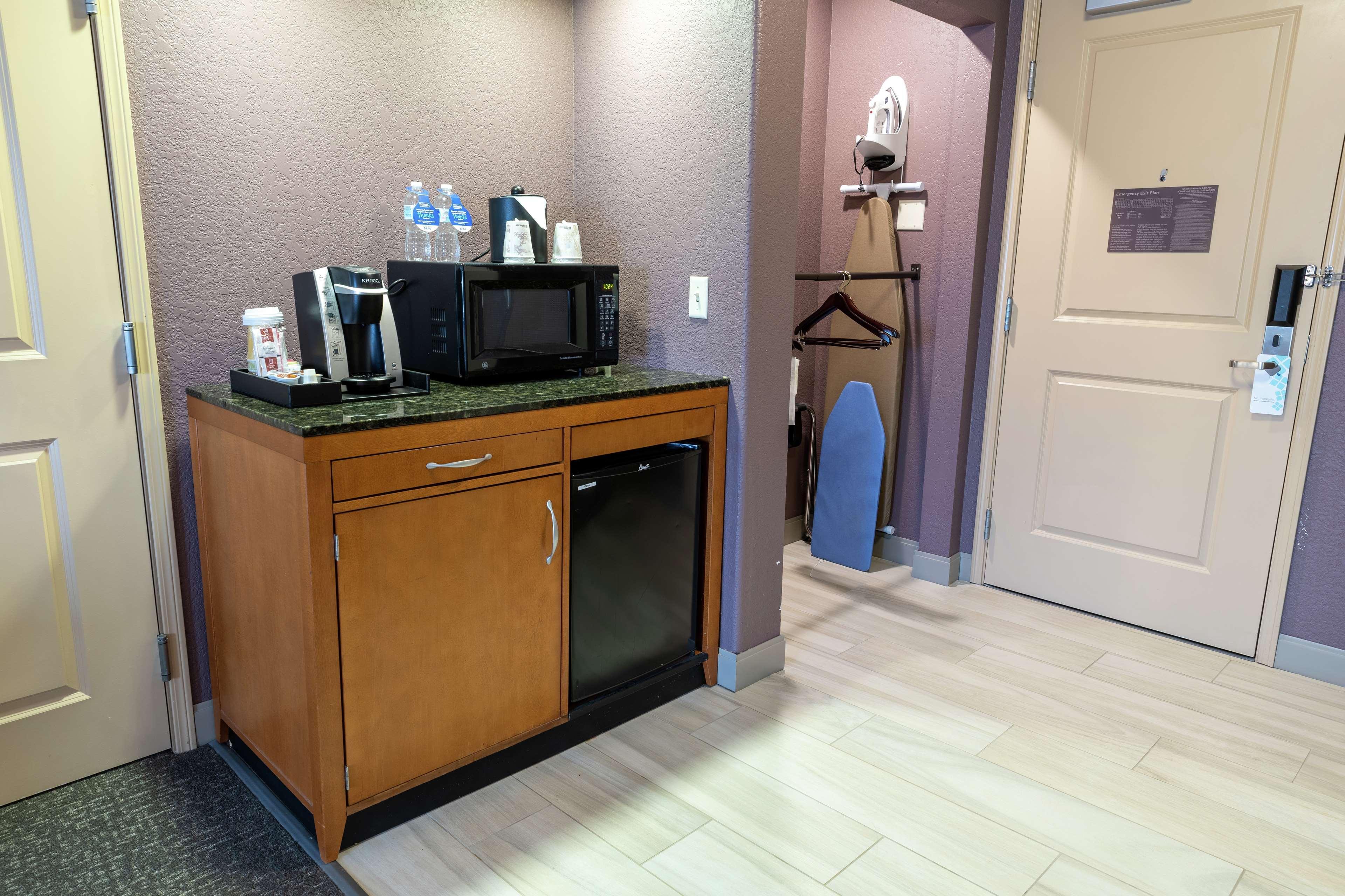 Hilton Garden Inn West Des Moines Extérieur photo